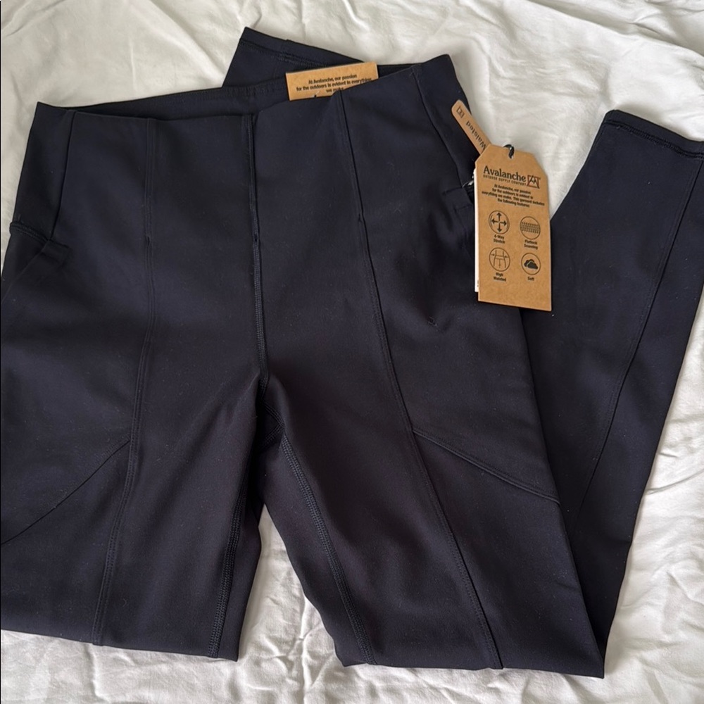 Avalanche Jet Black Performance Leggings